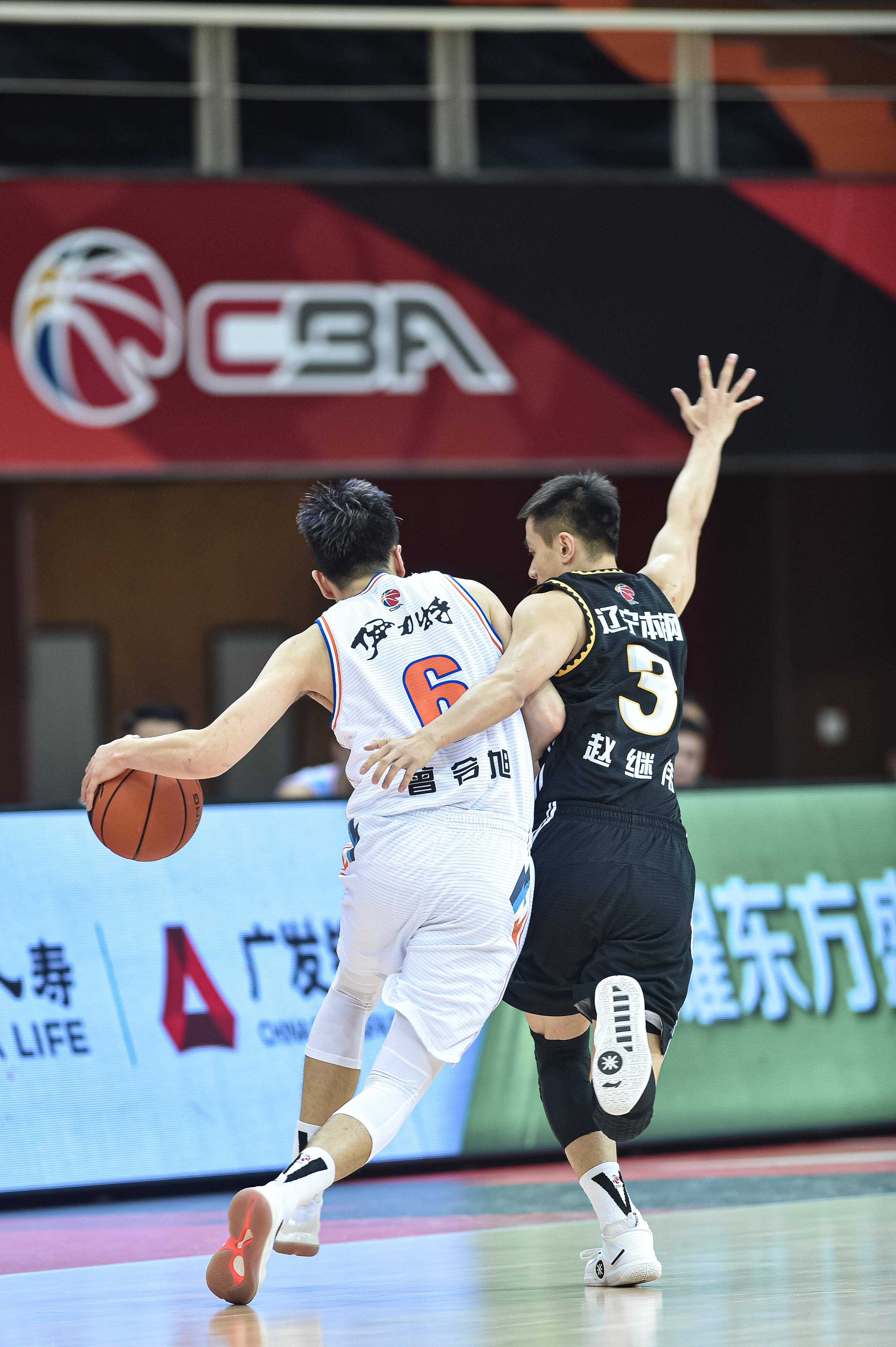 他更重视得 他更重视得